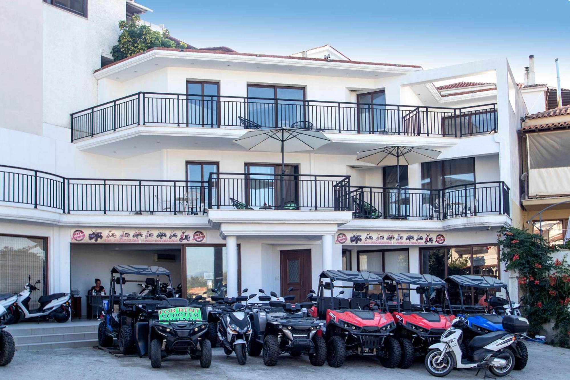 D & E Apartments Skiatos Zewnętrze zdjęcie